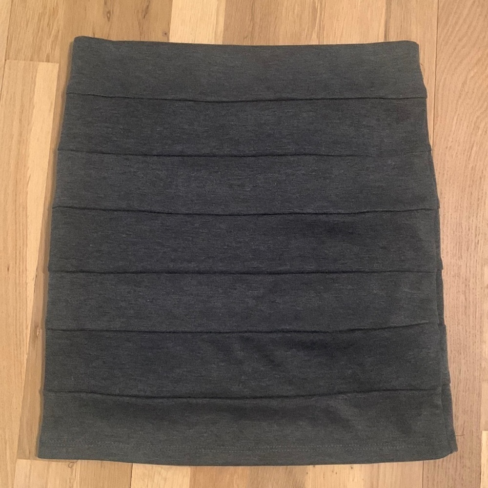 𝅺body Central Bodycon Mini Skirt Dark Gray Women’s M